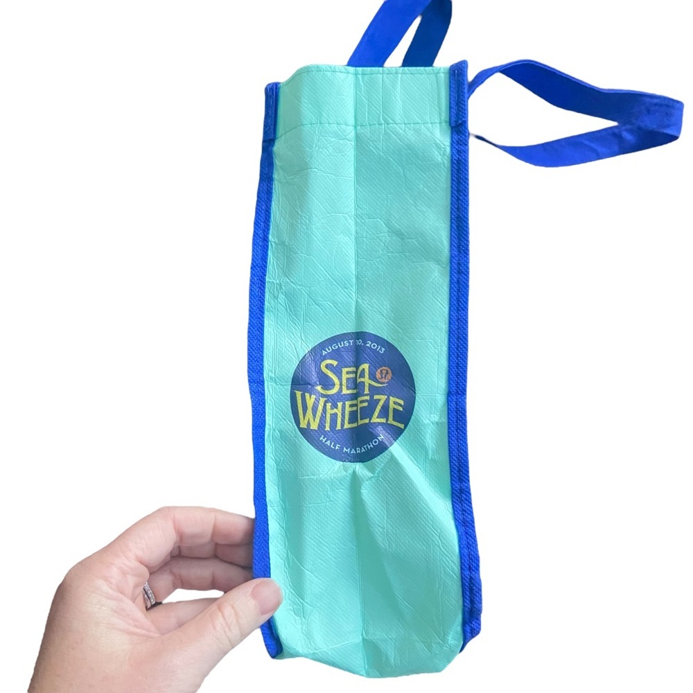 Lululemon Mermaid Bag - 2013 Half Marathon - Picture 4 of 6